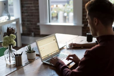 5 advantages of learning Spanish online